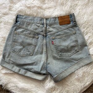 Levi’s Jean Shorts Women’s Size‎ 28